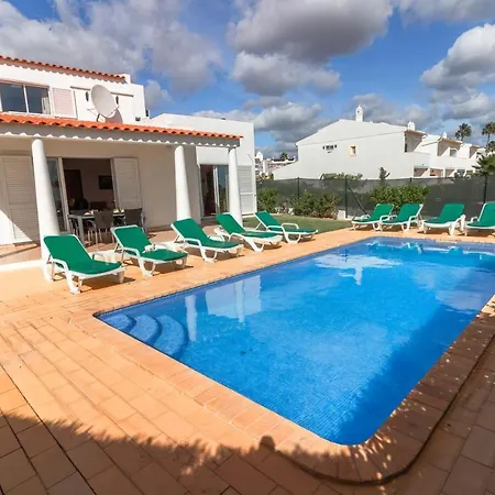Villa 300m From - By Algarkasa *