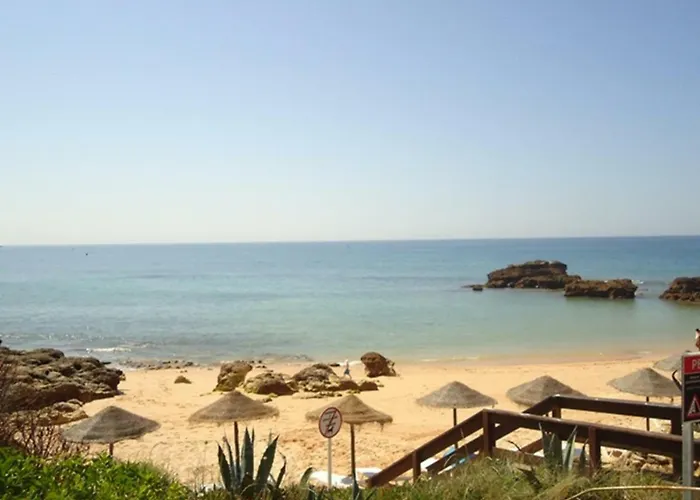 300m From - By Algarkasa アルブフェイラ